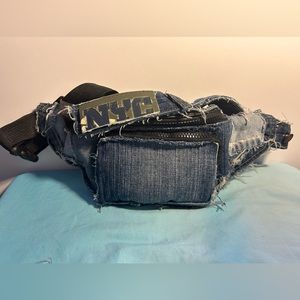 Distressed denim Fanny pack